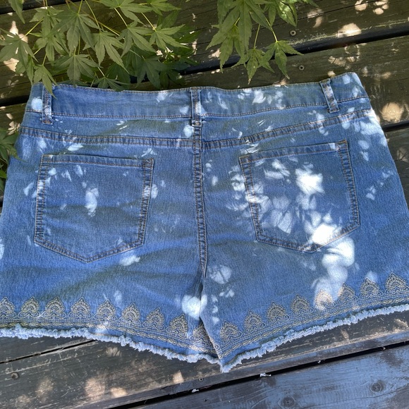 Faded Glory Short Size 18 - Picture 8 of 8